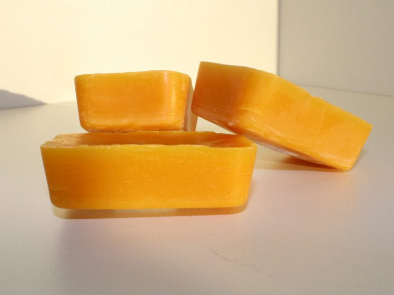 Pain de cire - LE LONG DU MOULIN