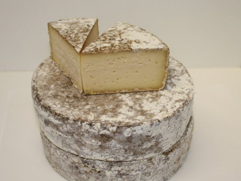 Tomme de Touraine au lait cru de vache